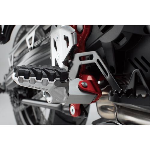 Motorcycle Footrests SW-MOTECH EVO Touring/Off-Road footrestpair FRS.11.112.10001