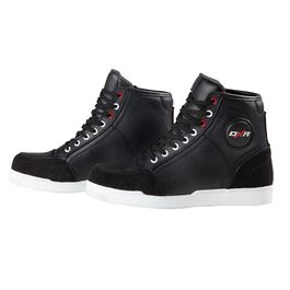 Santa Cruz sport boots black
