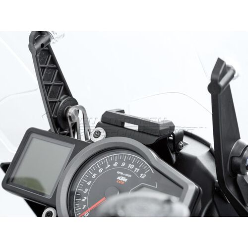 Motorrad Navi Stromversorgung SW-MOTECH QUICK-LOCK Navi-Halter an Cockpit KTM 1050-1190 Adventure Grau