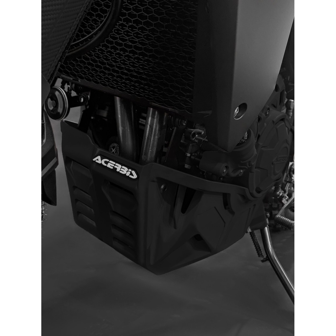 Acerbis-Motorschutz schwarz für Honda XL 750 Transalp-5740641120000001
