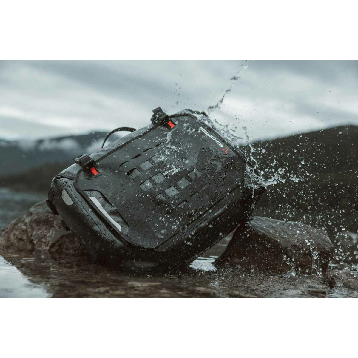 SW-MOTECH-SysBag WP L Heck-/Satteltasche 27-40 Liter für Träger-5745371199000240
