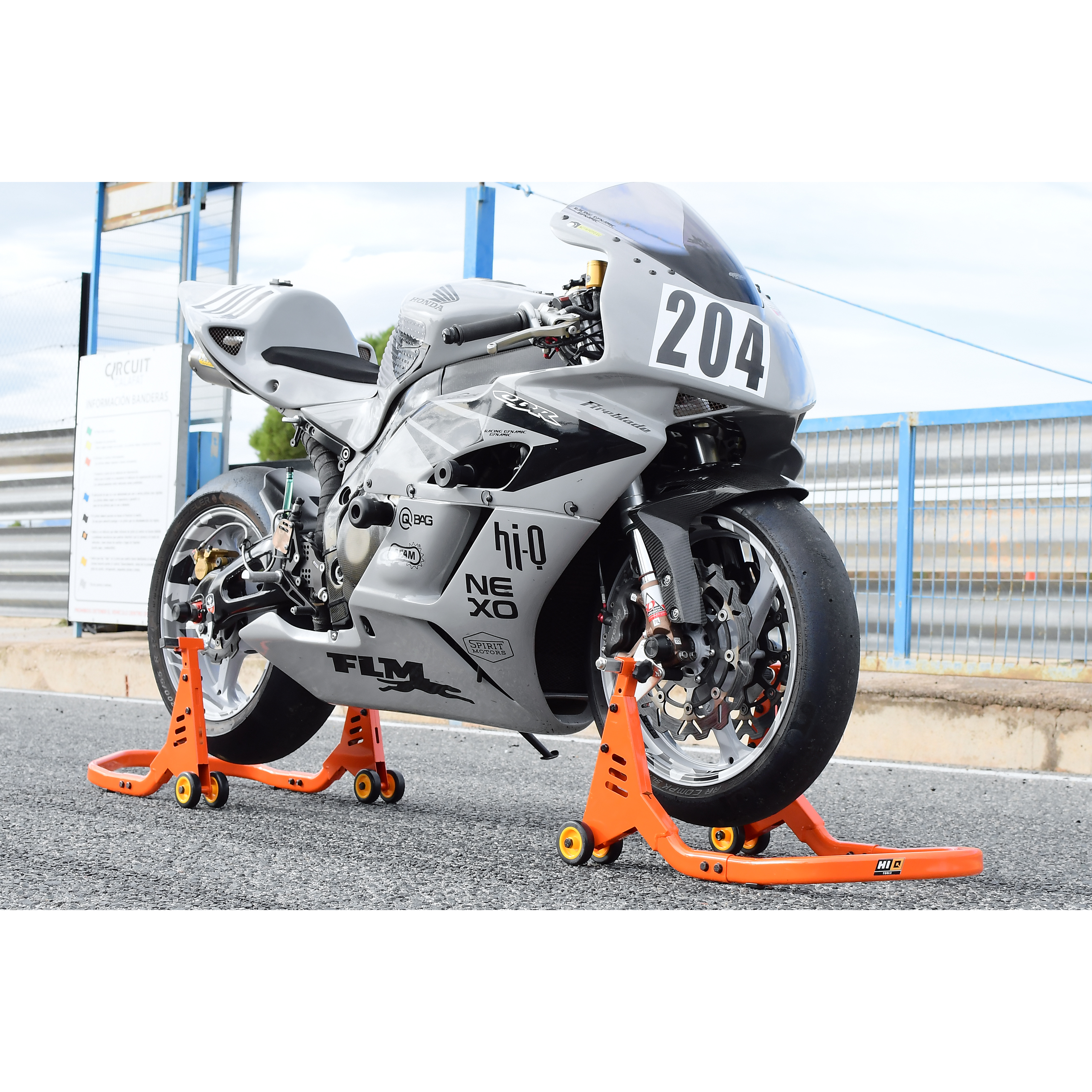 Hi-Q Tools-Montageständer IV vorne orange unter Gabelholme-5750001148000110