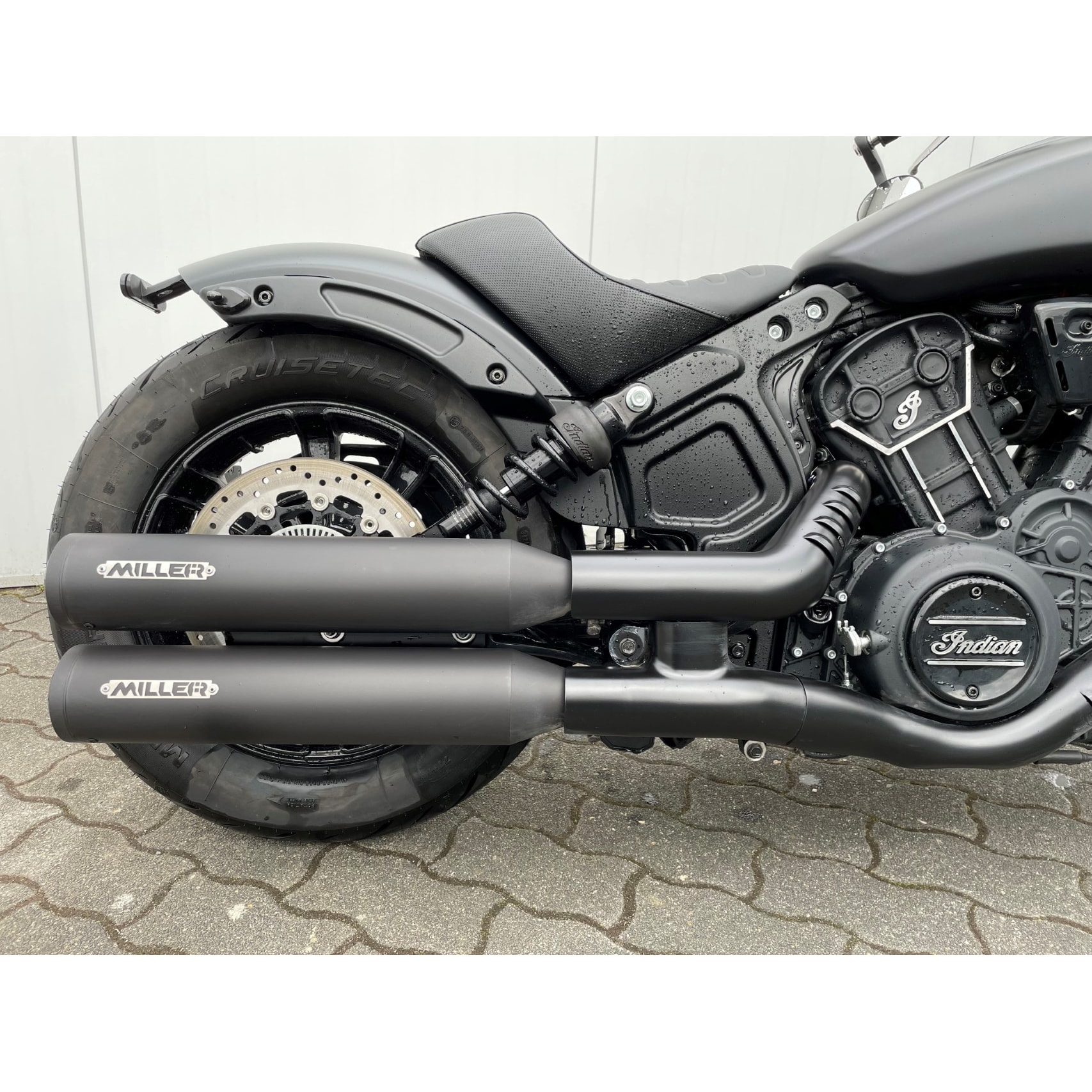Miller Exhaust Auspuff Paar Standard schwarz/schwarz für Scout Rogue 22-24 - Motorradteile & Ersatzteile - Auspuff