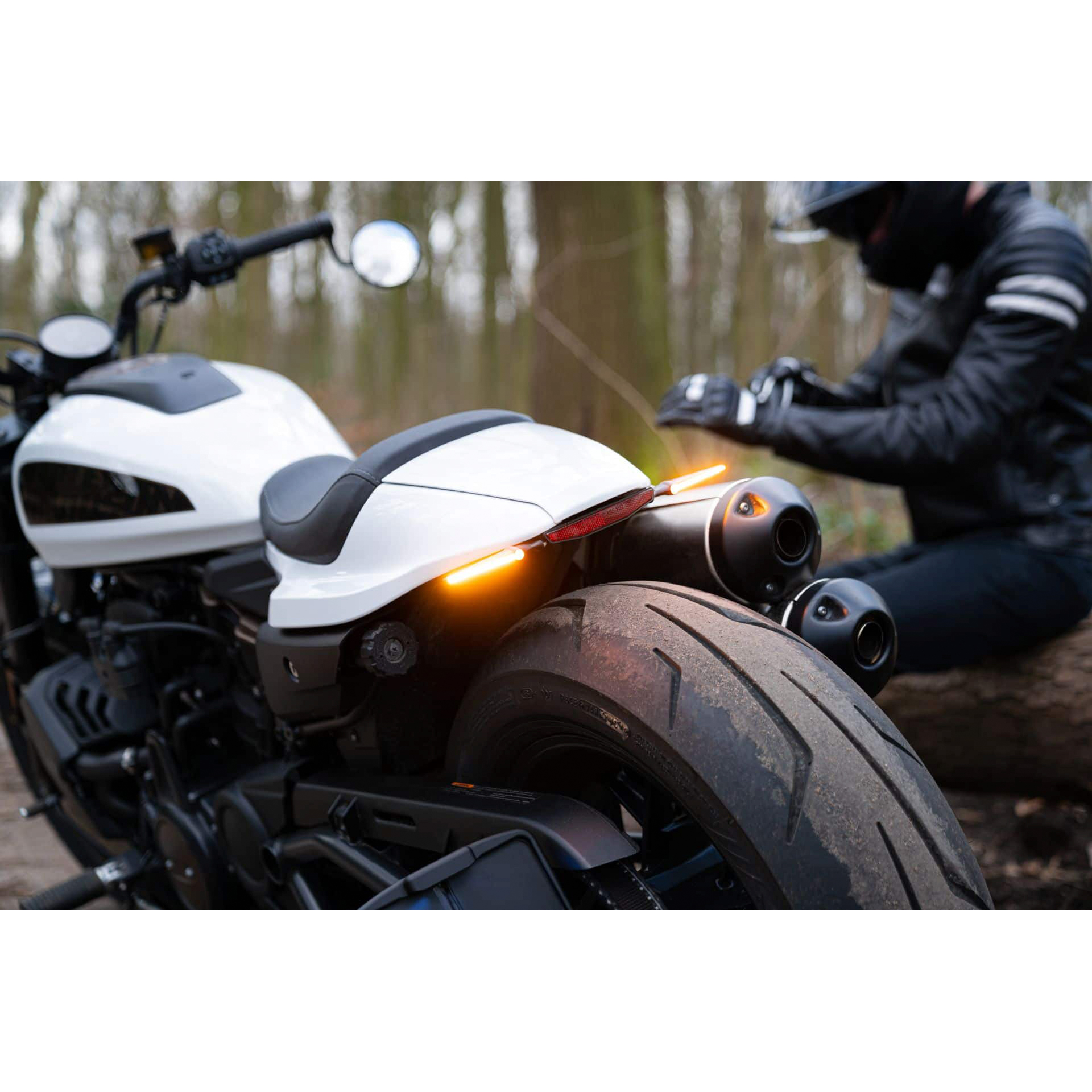 Kellermann-LED Metall Rücklicht/Lauflichtblinker M8 Jetstream®DF-5743701027030090