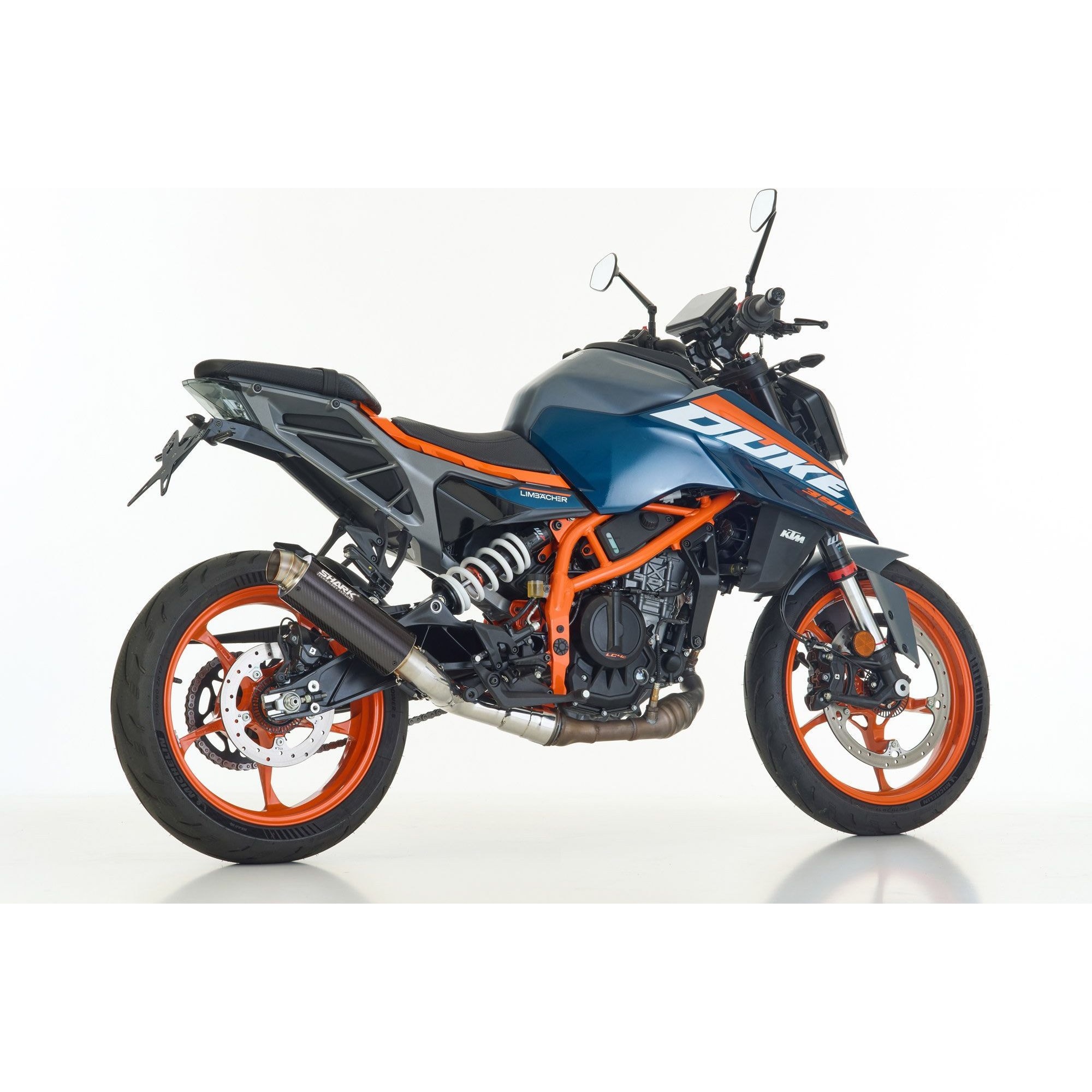 Shark exhaust scarico SRC4 short Carbon per 390/401 Duke/Svart-/Vitpilen 2