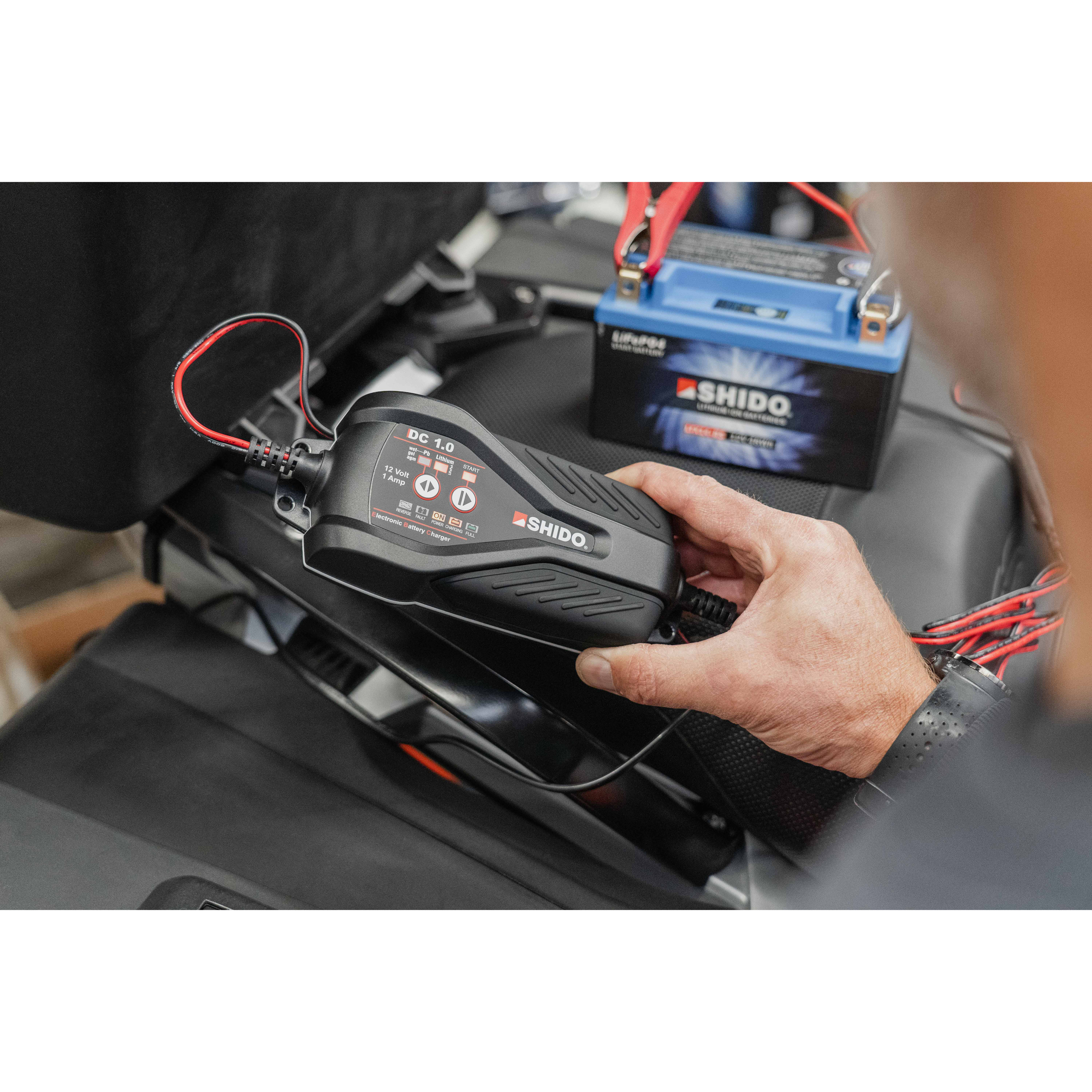 Shido-Batterieladegerät Dual Canbus 1A schwarz für Lithium+Säure-5750071184001050