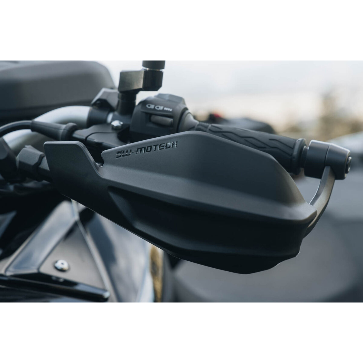 SW-MOTECH Handprotektoren Adventure 1-Punkt für Innen-Ø bei 22/25,4 mm - Motorradteile & Ersatzteile - Lenker, Griffe & Hebel