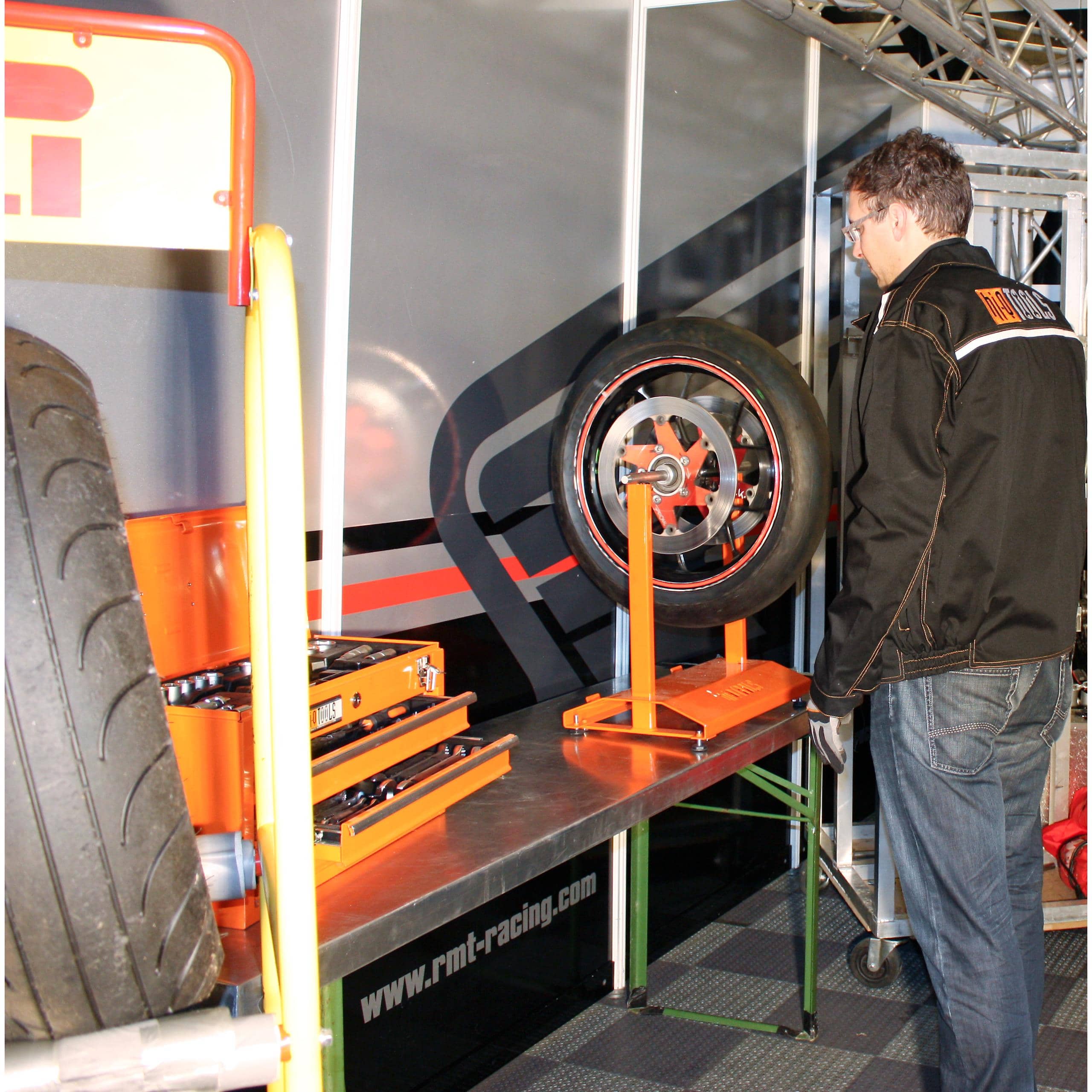 Hi-Q Tools-Auswuchtgerät für 12-33mm Achs-Ø-5529911153001410