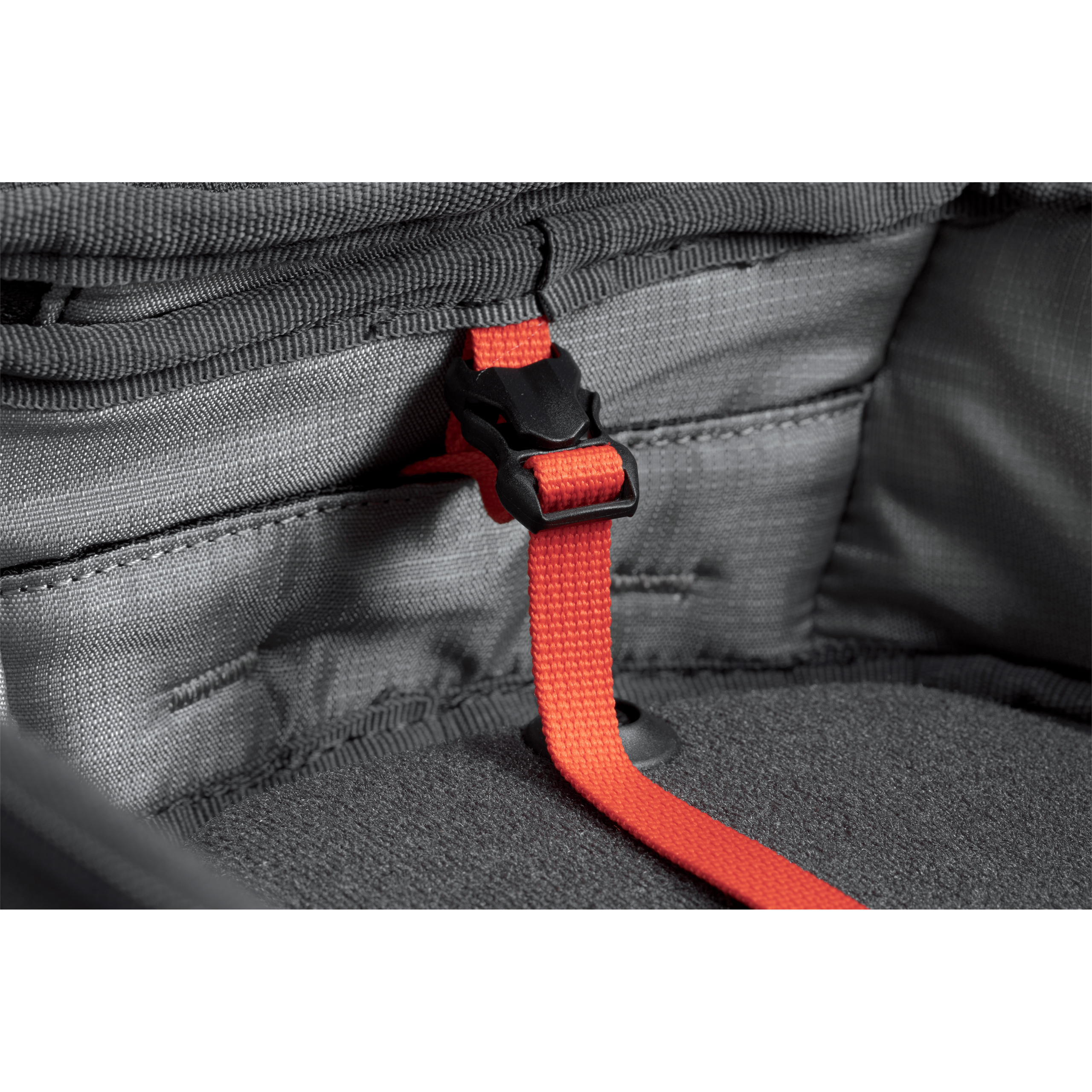 SW-MOTECH-Tankrucksack Quick-Lock PRO Daypack 5-8 Liter Stauraum-5737201000000010