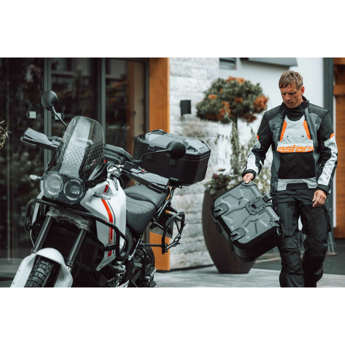 SW-MOTECH-Koffer/Topcase Dusc L 41 Liter schwarz-5752301199000000