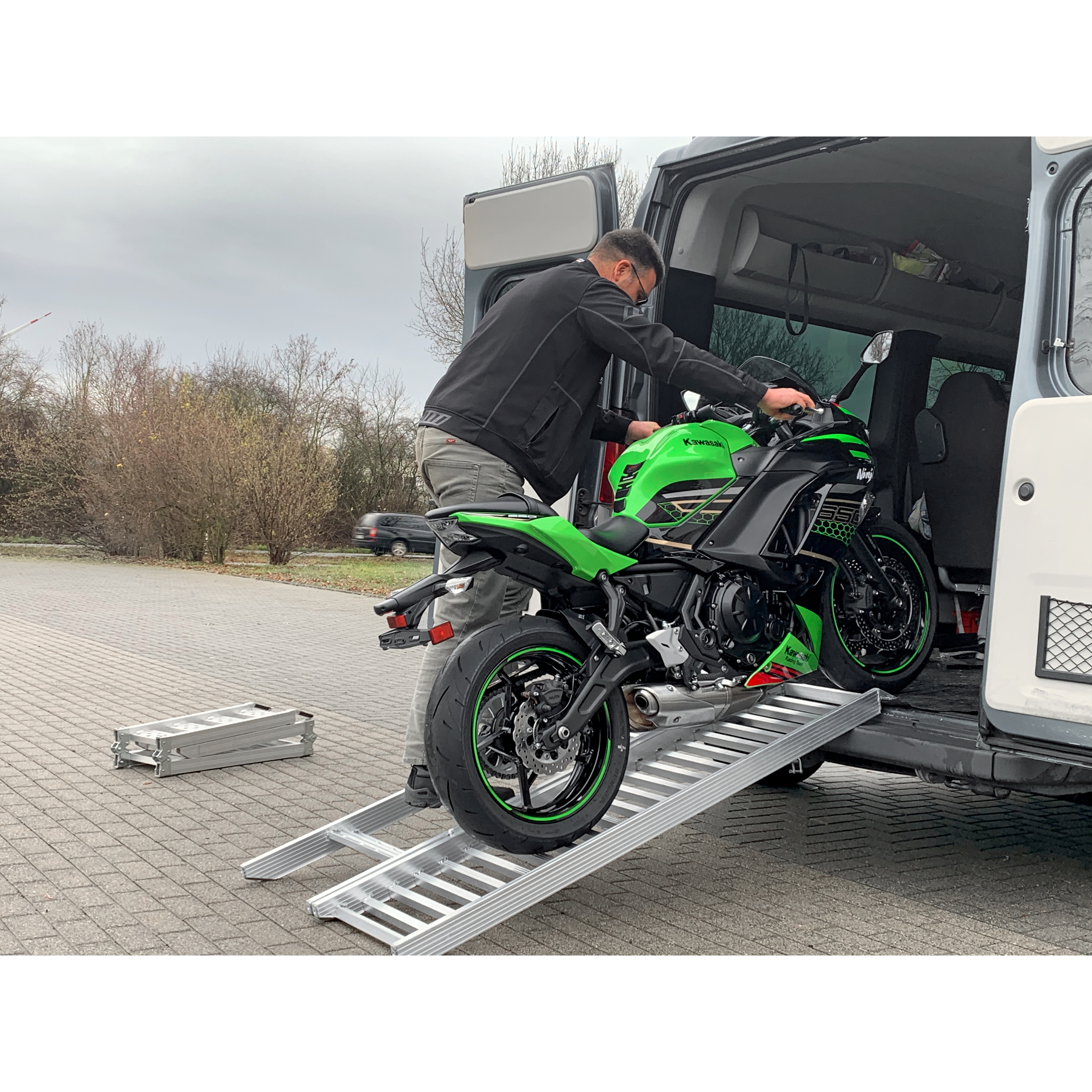 Hi-Q Tools-Auffahrrampe mit Verladetreppe-5740131160001356