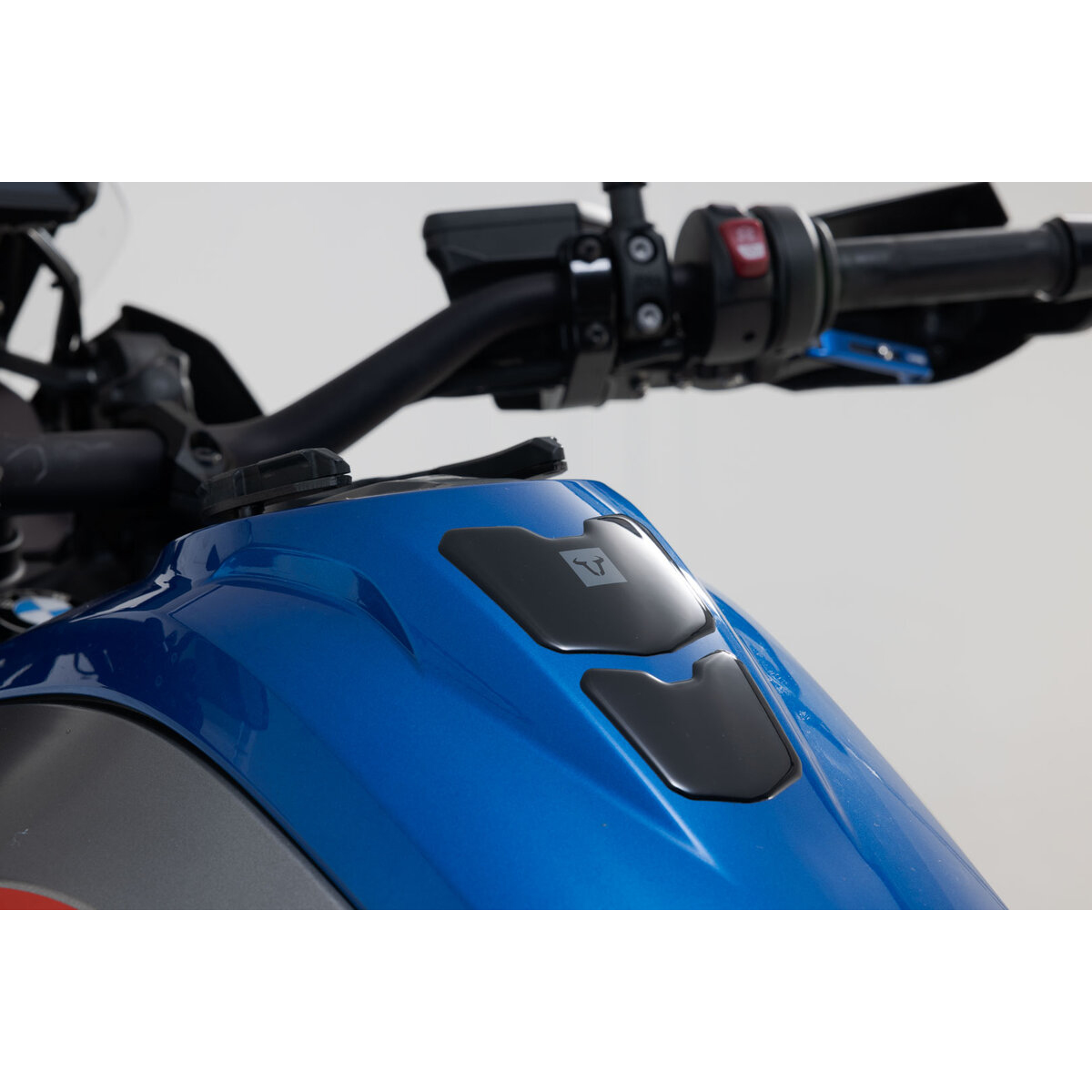 SW-MOTECH-Tankpad-0001498129000000