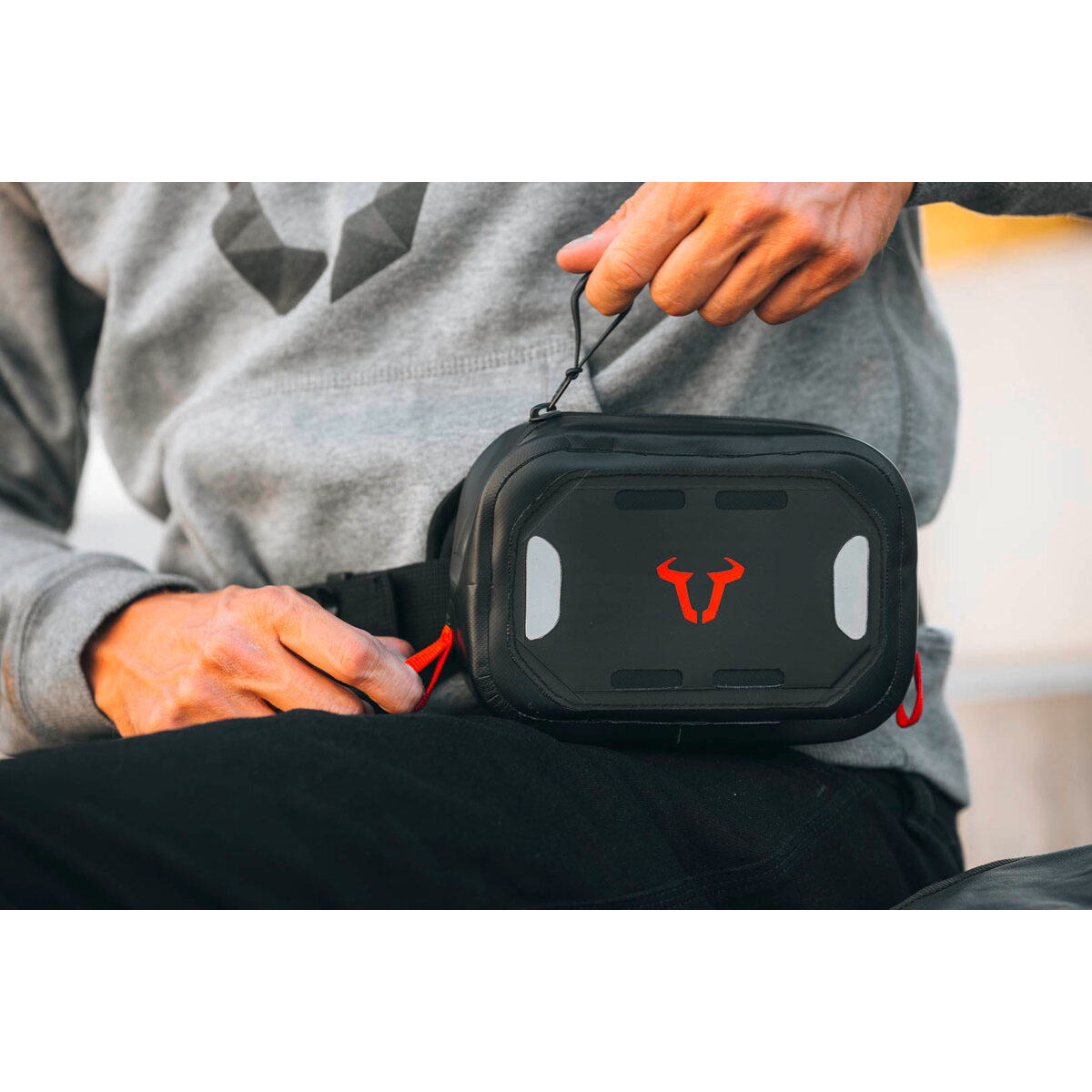 SW-MOTECH-Belt WP Bauch-/Hüfttasche schwarz 2 Liter-0000869211001000