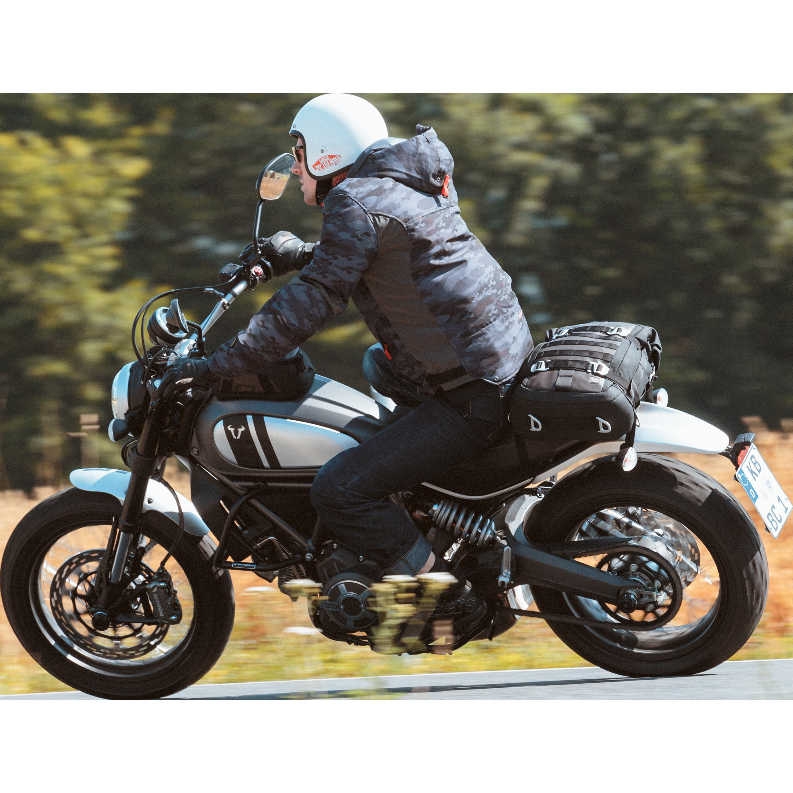 SW-MOTECH-Hecktasche/Rucksack Legend Gear LR1 17,5 Liter Stauraum-5703491212012000