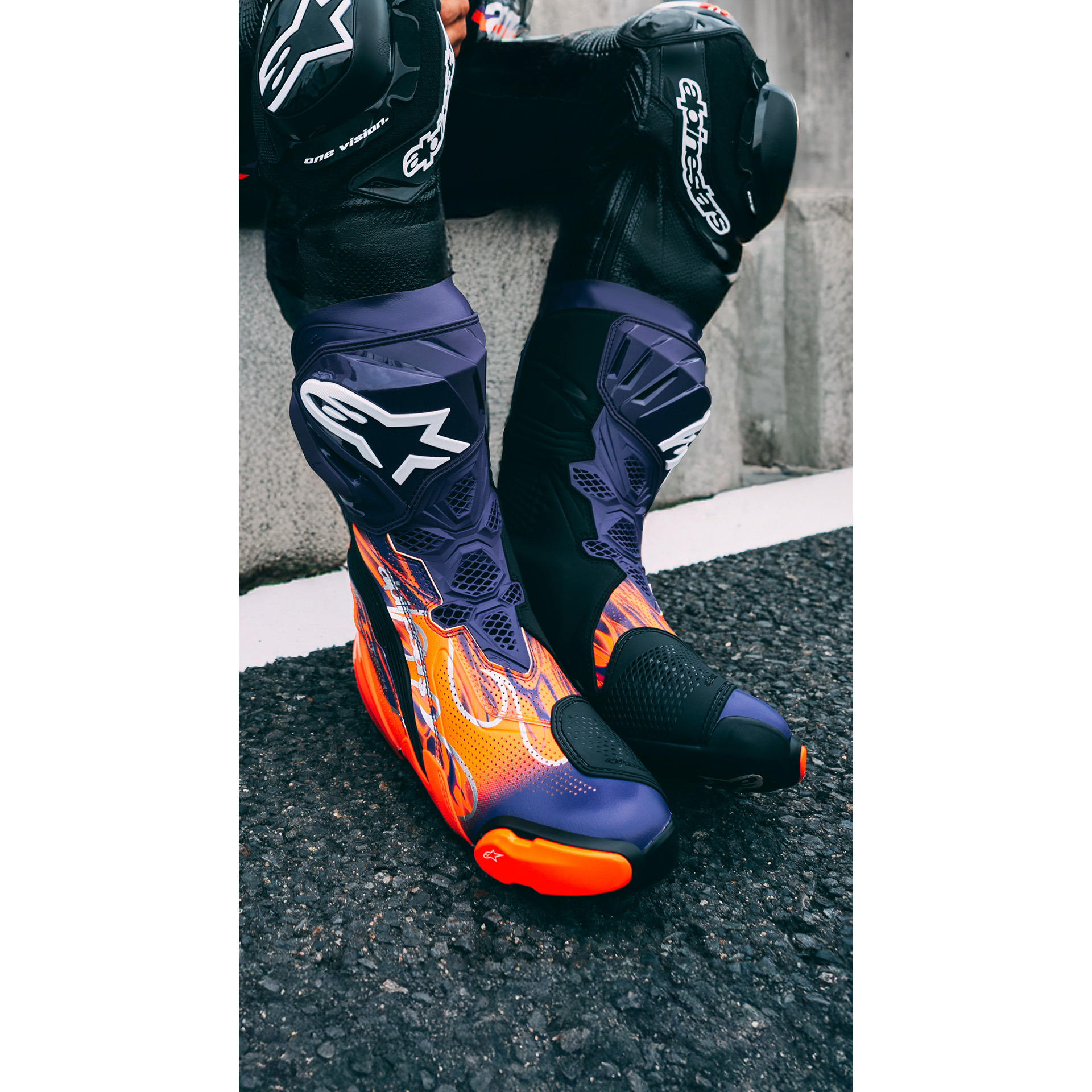Alpinestars-Supertech R Le Flyte Vented Stiefel lila/rot/schwarz 43-0002177999189743