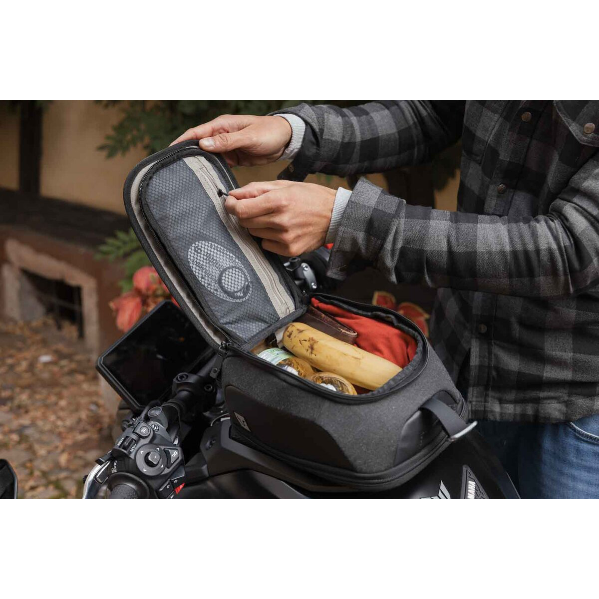 SW-MOTECH-Tankrucksack Quick-Lock PRO Legend Gear LT4 4-6 Liter schwar-0002218218000000