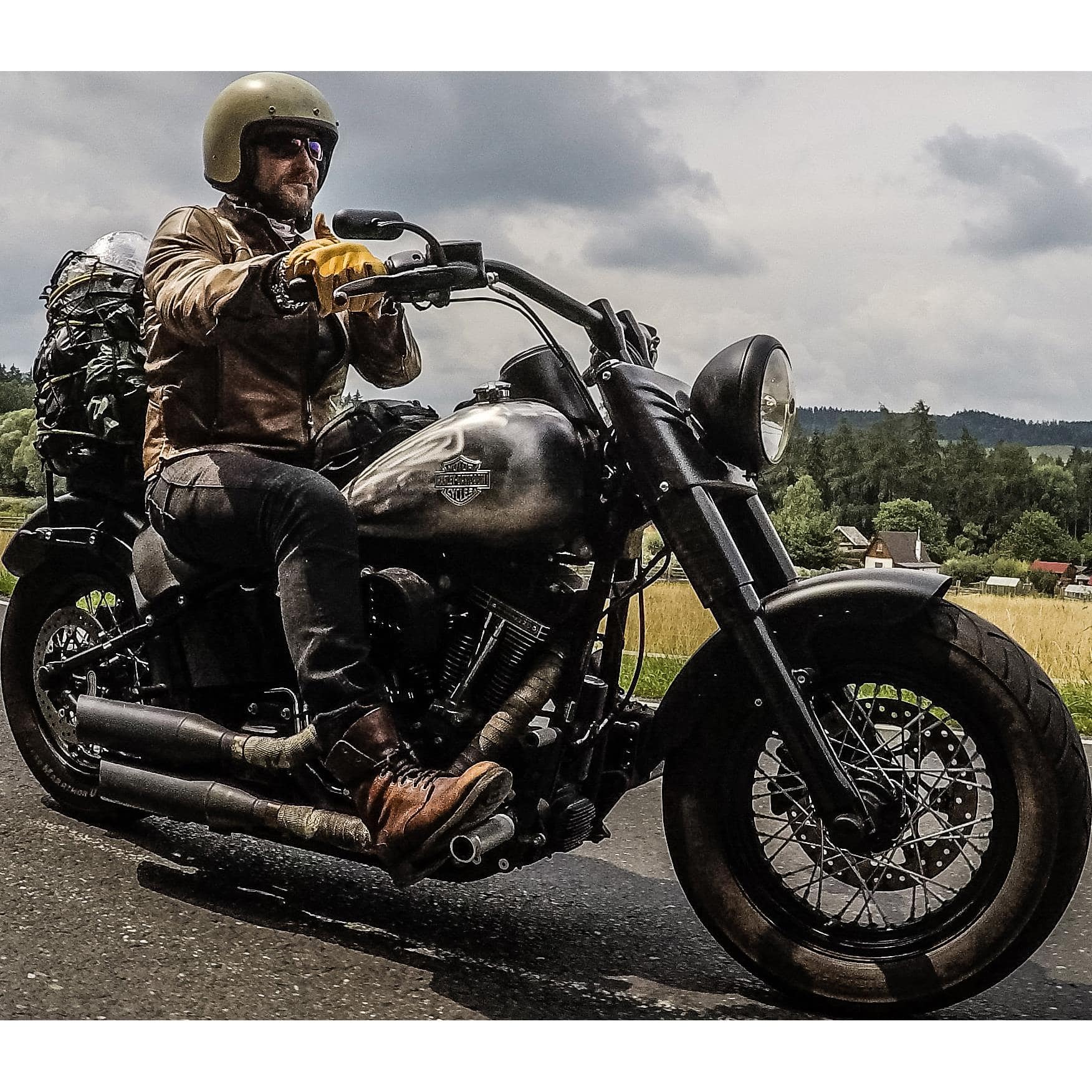 Ellr-Bike Tracker You´ll Never Ride Alone-5732711179007010